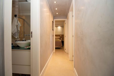 Apartamento para alugar com 100m², 3 quartos e 1 vaga Apartamento para alugar com 100m², 3 quartos e 1 vagaCorredor