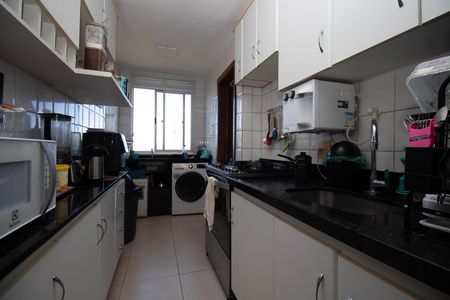 Apartamento para alugar com 100m², 3 quartos e 1 vaga Apartamento para alugar com 100m², 3 quartos e 1 vagaCozinha e Área de Serviço