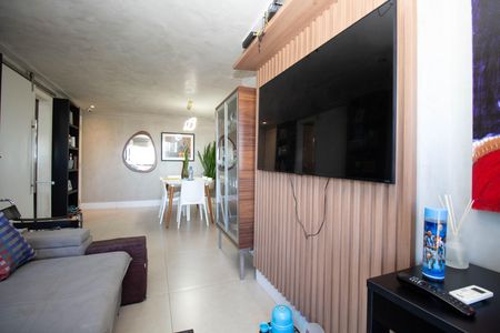 Apartamento para alugar com 100m², 3 quartos e 1 vaga Apartamento para alugar com 100m², 3 quartos e 1 vagaSala