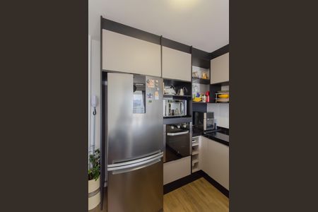 Apartamento à venda com 48m², 2 quartos e 1 vaga Apartamento à venda com 48m², 2 quartos e 1 vagaCozinha