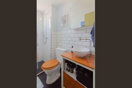 Apartamento à venda com 48m², 2 quartos e 1 vaga Apartamento à venda com 48m², 2 quartos e 1 vagaBanheiro