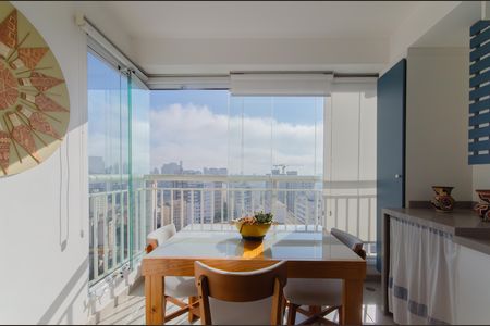 Varanda de apartamento à venda com 2 quartos, 48m² em Cambuci, São Paulo