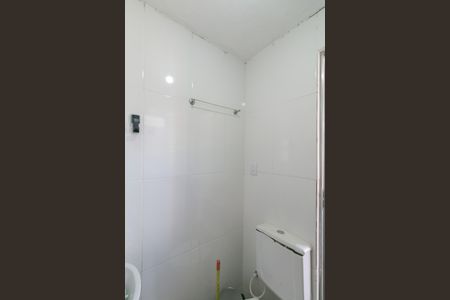 Banheiro de casa para alugar com 1 quarto, 40m² em Rio Branco, Belo Horizonte