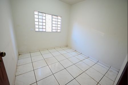 Casa para alugar com 90m², 2 quartos e 1 vaga