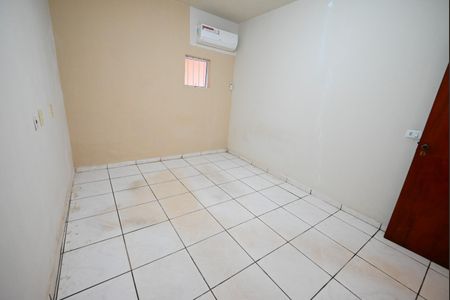 Casa para alugar com 90m², 2 quartos e 1 vaga