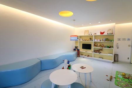 Apartamento para alugar com 66m², 2 quartos e 1 vaga Apartamento para alugar com 66m², 2 quartos e 1 vagaÁrea comum - Brinquedoteca