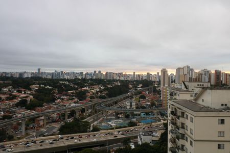 Apartamento para alugar com 66m², 2 quartos e 1 vaga Apartamento para alugar com 66m², 2 quartos e 1 vagaVaranda