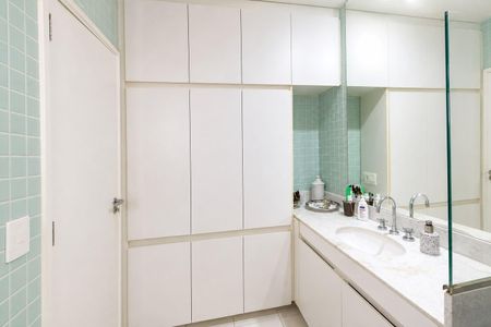 Banheiro de apartamento à venda com 2 quartos, 60m² em Andaraí, Rio de Janeiro