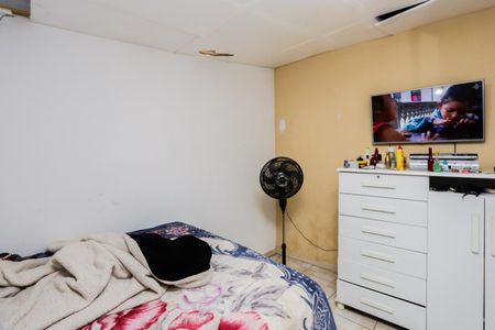 Casa à venda com 1 quarto, 60m² em Guarapiranga, São Paulo