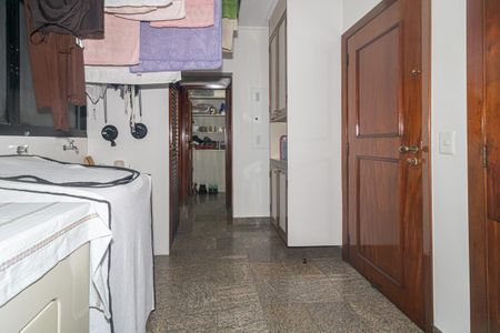 Área de Serviço de apartamento para alugar com 4 quartos, 273m² em Planalto Paulista, São Paulo