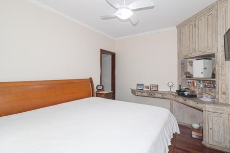 Apartamento para alugar com 237m², 4 quartos e 4 vagas Apartamento para alugar com 237m², 4 quartos e 4 vagasQuarto Suíte 1