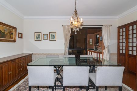 Apartamento para alugar com 237m², 4 quartos e 4 vagas Apartamento para alugar com 237m², 4 quartos e 4 vagasSala de Jantar