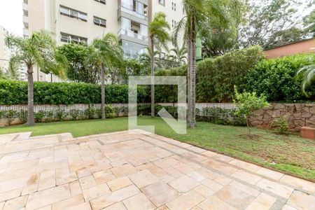 Apartamento para alugar com 237m², 4 quartos e 4 vagas Apartamento para alugar com 237m², 4 quartos e 4 vagasÁrea externa