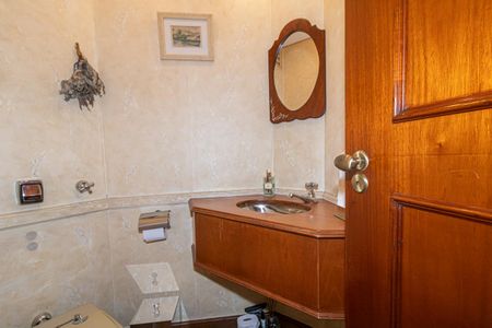 Apartamento para alugar com 237m², 4 quartos e 4 vagas Apartamento para alugar com 237m², 4 quartos e 4 vagasLavabo