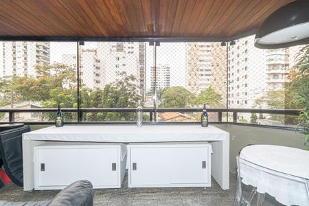 Apartamento para alugar com 237m², 4 quartos e 4 vagas Apartamento para alugar com 237m², 4 quartos e 4 vagasVaranda da Sala