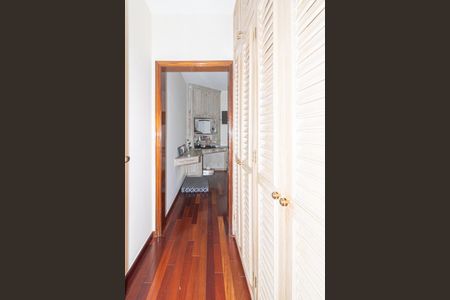 Apartamento para alugar com 237m², 4 quartos e 4 vagas Apartamento para alugar com 237m², 4 quartos e 4 vagasQuarto Suíte 1
