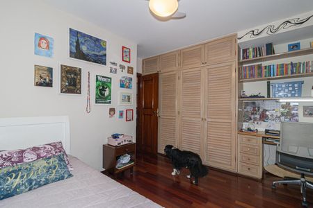Apartamento para alugar com 237m², 4 quartos e 4 vagas Apartamento para alugar com 237m², 4 quartos e 4 vagasQuarto 4