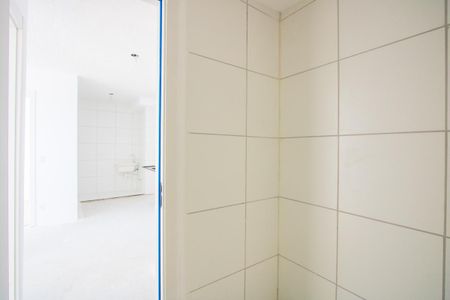 Apartamento à venda com 35m², 2 quartos e sem vaga Apartamento à venda com 35m², 2 quartos e sem vagaBanheiro
