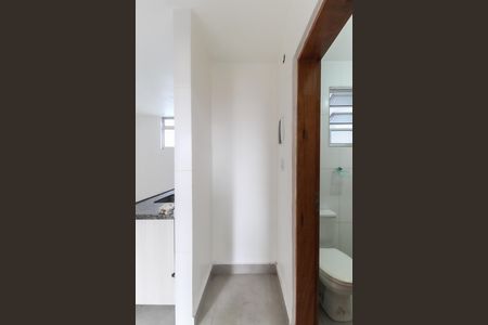 Banheiro de apartamento para alugar com 2 quartos, 53m² em Conjunto Residencial José Bonifácio, São Paulo