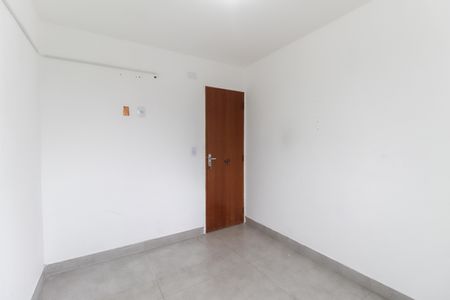 Quarto 1 de apartamento para alugar com 2 quartos, 53m² em Conjunto Residencial José Bonifácio, São Paulo