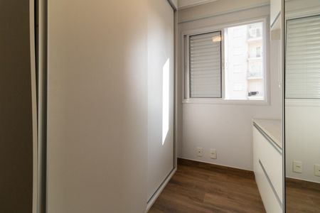 Apartamento para alugar com 53m², 3 quartos e 1 vaga Apartamento para alugar com 53m², 3 quartos e 1 vagaQuarto 2 Closet