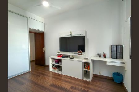 Apartamento para alugar com 130m², 3 quartos e 2 vagasQuarto 2