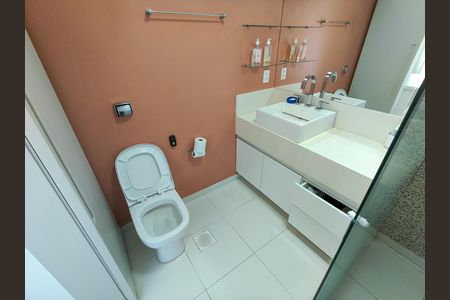 Apartamento para alugar com 130m², 3 quartos e 2 vagasBanheiro da Suíte