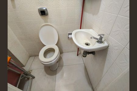 Apartamento para alugar com 130m², 3 quartos e 2 vagasBanheiro de serviço