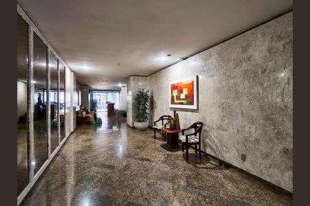 Apartamento para alugar com 130m², 3 quartos e 2 vagasFachada e portaria