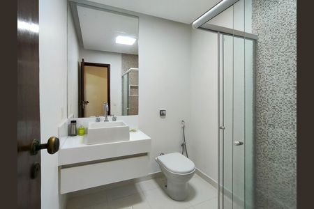 Apartamento para alugar com 130m², 3 quartos e 2 vagasBanheiro Corredor