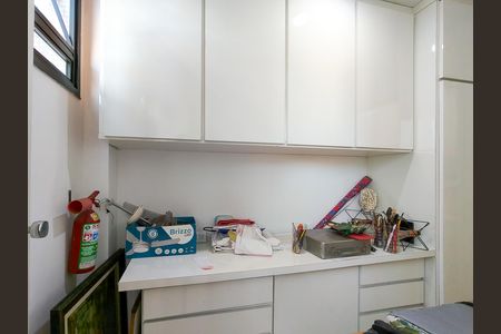 Apartamento para alugar com 130m², 3 quartos e 2 vagasQuarto de Serviço