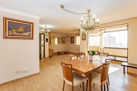 Sala de apartamento para alugar com 3 quartos, 145m² em Vila Moinho Velho, São Paulo
