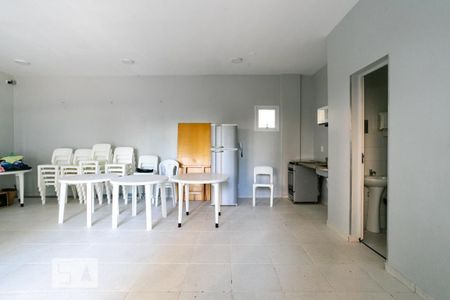 Salão de Festas de apartamento à venda com 2 quartos, 52m² em Parque Maria Domitila, São Paulo