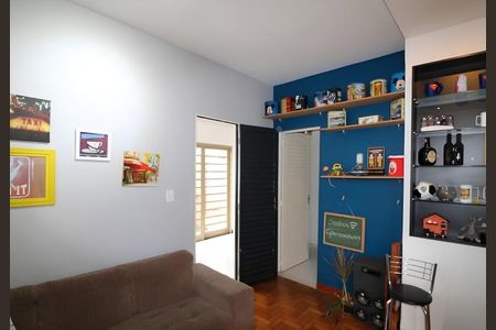 Quarto de casa à venda com 4 quartos, 385m² em São João Batista, Belo Horizonte