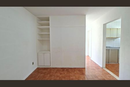 Sala  de apartamento para alugar com 1 quarto, 62m² em Barra, Salvador