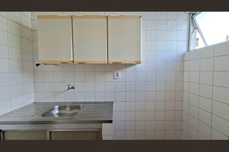 Cozinha  de apartamento para alugar com 1 quarto, 62m² em Barra, Salvador
