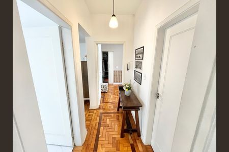 Apartamento à venda com 72m², 2 quartos e sem vaga Apartamento à venda com 72m², 2 quartos e sem vagaCorredor