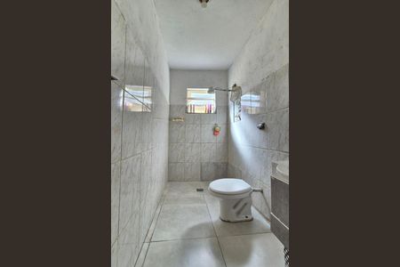 Casa à venda com 140m², 3 quartos e 1 vaga Casa à venda com 140m², 3 quartos e 1 vagaBanheiro