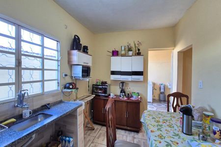 Cozinha  de casa à venda com 3 quartos, 140m² em Conjunto Habitacional Parque da Floresta, Campinas