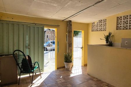 Garagem  de casa à venda com 3 quartos, 140m² em Conjunto Habitacional Parque da Floresta, Campinas