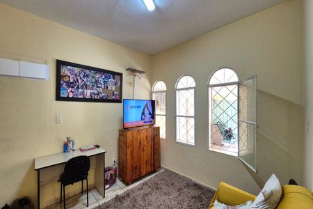 Sala de casa à venda com 3 quartos, 140m² em Conjunto Habitacional Parque da Floresta, Campinas