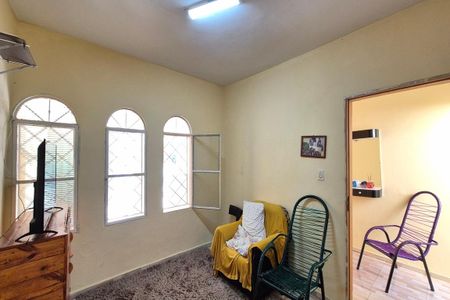 Casa à venda com 3 quartos, 140m² em Conjunto Habitacional Parque da Floresta, Campinas