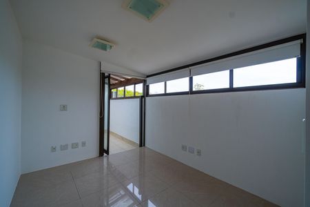 Apartamento à venda com 130m², 4 quartos e 2 vagasVaranda
