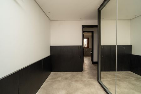 Apartamento à venda com 130m², 4 quartos e 2 vagasQuarto