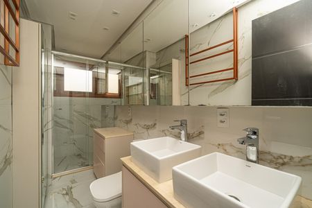 Apartamento à venda com 130m², 4 quartos e 2 vagasBanheiro