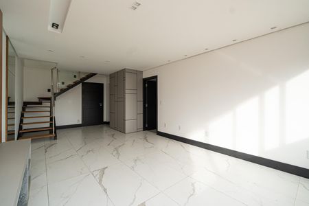 Sala de apartamento à venda com 4 quartos, 130m² em Passo d’Areia, Porto Alegre