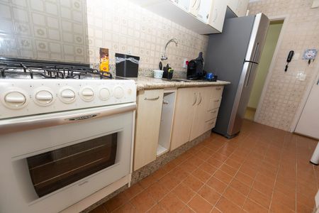 COZINHA de apartamento à venda com 2 quartos, 64m² em Vila Industrial (campinas), Campinas