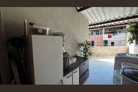 Casa à venda com 198m², 2 quartos e 2 vagas Casa à venda com 198m², 2 quartos e 2 vagasVaranda / Area de Serviço da Suíte