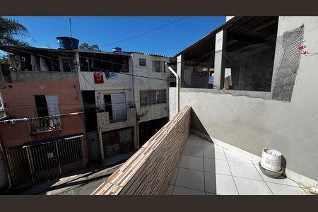 Casa à venda com 198m², 2 quartos e 2 vagas Casa à venda com 198m², 2 quartos e 2 vagasVaranda / Area de Serviço da Suíte