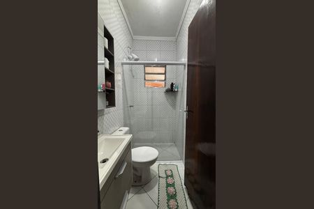 Casa à venda com 198m², 2 quartos e 2 vagas Casa à venda com 198m², 2 quartos e 2 vagasBanheiro